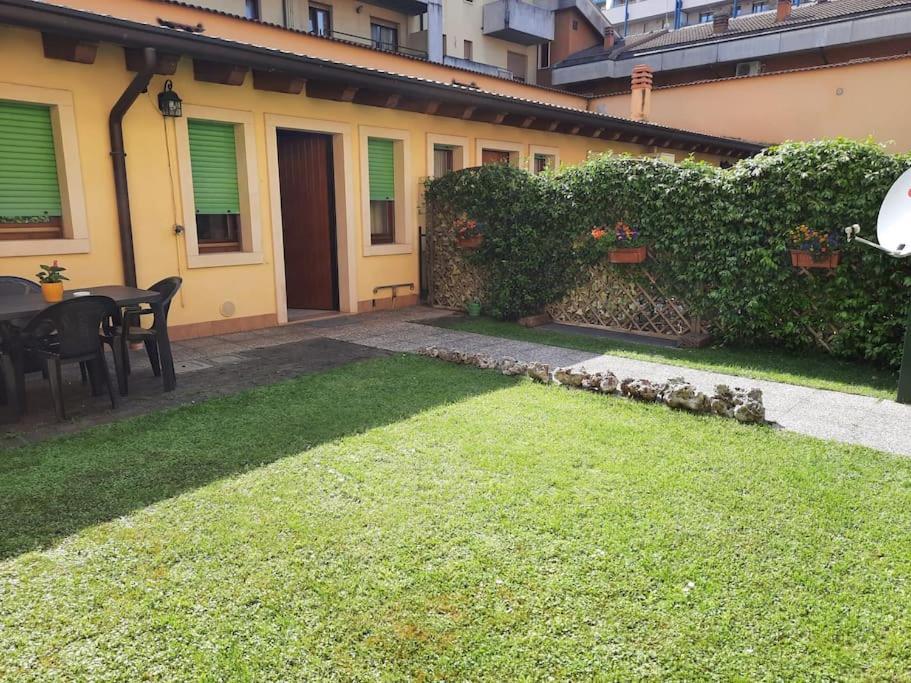 Apartamento La Casa Di Davide Con Giardino E Garage Verona Exterior foto